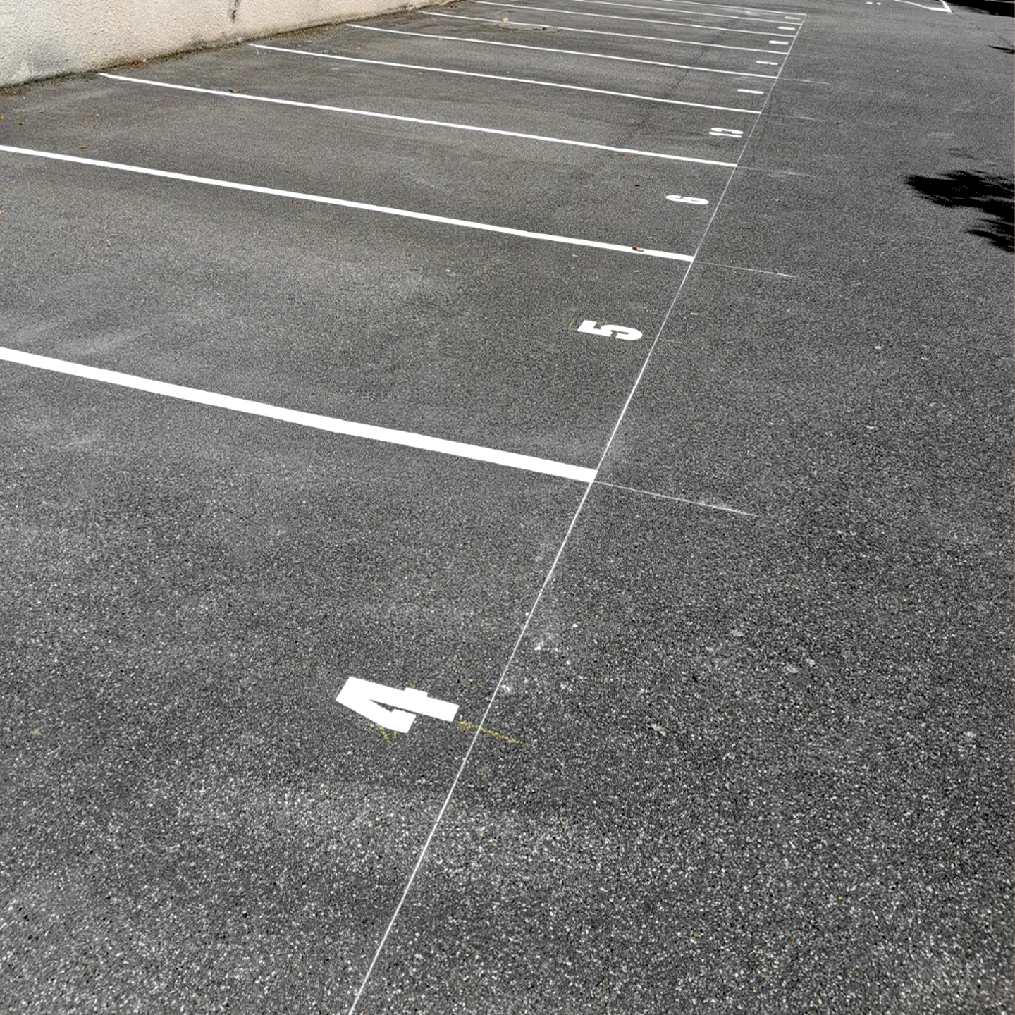 Signalétique place de parking à Toulouse