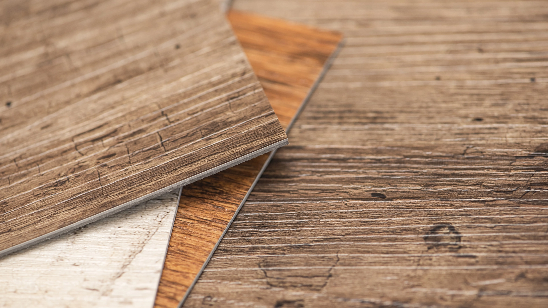 Pose de sols PVC, moquette, parquet, dalle podotactile à Toulouse